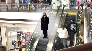 Minimalist visits the mall on Black Friday