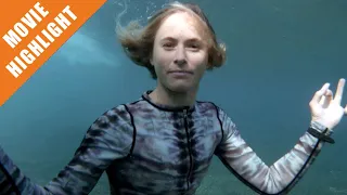 Girl on Wave — Windsurfer Sarah Hauser underwater fun caught on camera