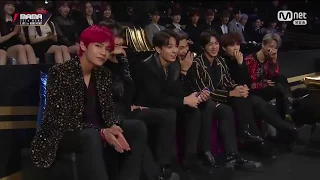 BTS REACTION when the MC Dancing DNA 181214 @2018 MAMA in HONGKONG