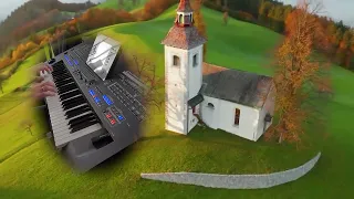 'Wenn Die Sonne erwacht in den Bergen' - played on the Yamaha Tyros 4 keyboard