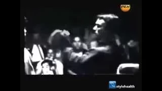 СМОТРИТЕ! Удар Брюса Ли пока никто повторить не может Look! Bruce Lee kick nobody can not repeat