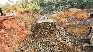 Great Job Mountain Road Construction Technology Bulldozer Pushing Moving Stone For Bridge Foundation