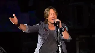 Keith Urban 'Kiss a Girl'