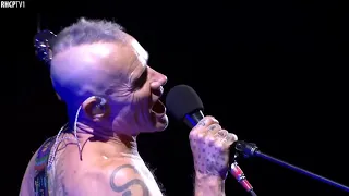 Audience Chanting John Frusciante’s Name! (Flea’s Happiness Is Contagious!!!) (2023)