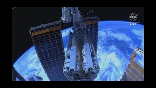 NASA ISS Space Station || See Spacewalk with Earth background