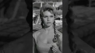 BRIGITTE BARDOT (1956) - La Mariee Est Trop Belle - track 3