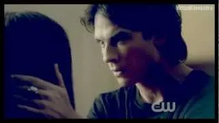 The Vampire Diaries Damon & Elena - We kissed