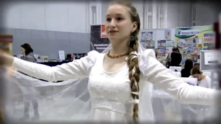 Красивый танец Белая Лебедия под гусли - Ярослава Горячева и Кирилл Богомилов
