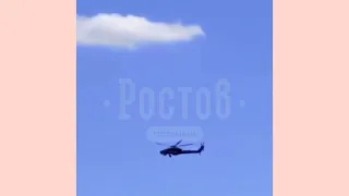 Ростовская область: военный вертолет повредил ЛЭП в районе Чалтыря на трассе "Ростов-Таганрог". 😬