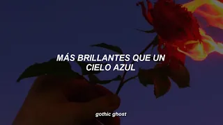 esta canción no solo duele, quema y lastima :(