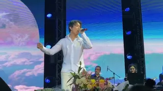 Dimash～【Fancam】《Where love lives》20191107 Igor's concert Dubai