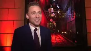 Tom Hiddleston Crimson Peak Interview