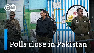 Pakistan election clouded by violence, suspension of mobile services | DW News