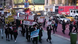 Thousands marching at Hands Off Rafah Rally