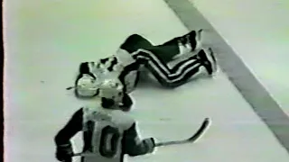 Todd Oliphant hits Kent Dochuk WHL 86-87