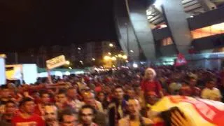 [PSG-LOSC - 2-2] 21/05/11 "on est champion"  - sortie du parc des princes