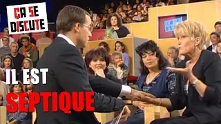 Jean-Luc Delarue tente l'expérience de voyance - Ça se discute