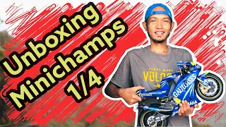 1/4 Minichamps Yamaha Yzr M1 Valentino Rossi (Unboxing & Review)