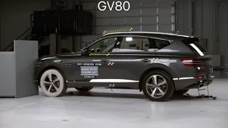 Genesis GV80 vs Volvo XC90 (small overlap crash test)