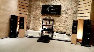 Revival Audio Sprint 4 - Qualiton X200  INTEGRATED AMPLIFIER - Rockna WAVELIGHT PRE/DAC  (part 2 )