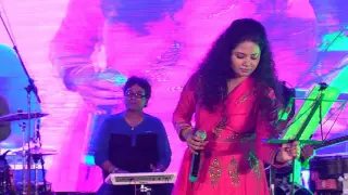 Durga Puja Bangalore, 2016: Anwesha Datta Gupta | Laaga Chunari Mein Daag | Original by Manna Dey