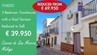 Under 50K, 3 Bedroom House + Roof Terrace Property for sale in Spain Malaga inland Andalucia TH5005