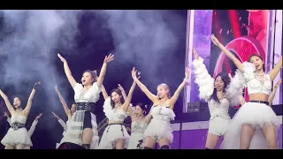 [FANCAM] 5-15-22 Twice (트와이스) World Tour III  - Encore LA Day 2 - Intro (The Feels & Feel Special)