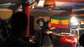 Salomon Heritage play Kingstep @ Montpellier Dubsplash