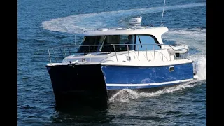 Aspen C108 Power Catamaran walkthrough with Larry Graf