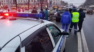 На проспекте Ленина в Туле произошло массовое ДТП с пострадавшими