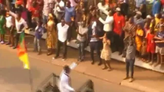 Tournée des lions indomptables dans la ville de Yaoundé avec le Trophé