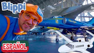 Blippi aprende sobre aviones en el Museo del Vuelo | Aprende con Blippi | Videos Educativos