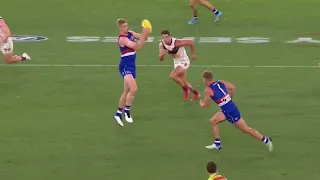 Western Bulldogs vs Brisbane Lions AFL pre-season “clips”
