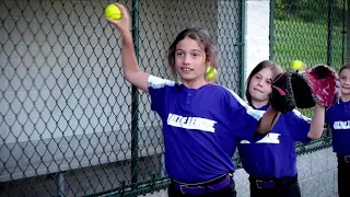 Little League Softball® Drills: Throwing – Tap Fences