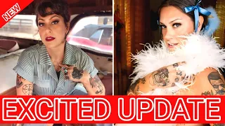 American Pickers !! Danielle Colby strips down to just feathers and reveals massive chest and arm!