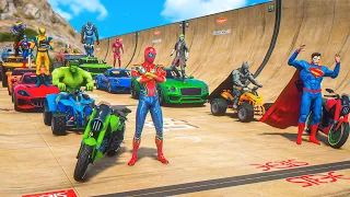 THE AVENGERS MARVEL VS JUSTICE LEAGUE DC COMIC | Racing Superheroes Challenge In Casino Track #545
