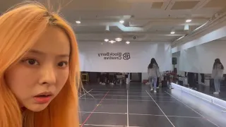 Vivi approaching the camera with a confused face