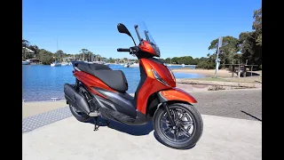 Piaggio Beverly S 400 HPE Scooter - Virtual Tour