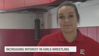 DMPS girls wrestling coach urges female student athletes to get involved