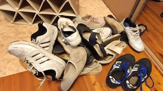 Shoes will no longer be lying around in a heap in the closet. Free device for neat storage