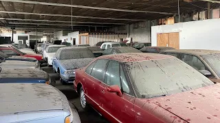 I found an abandoned building full of old cars...