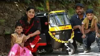 Kerala man makes a perfectly functional mini auto for his Kids | Inspired by Mohanlal's Aye Auto