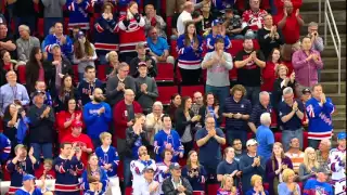 Hurricanes fans welcome back Eric Staal with standing ovation