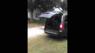 Chrysler Town & Country 2011 Liftgate Fail