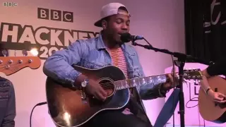 Josh Osho Alex Clare Too Close BBC Radio 1 Live Lounge 2012