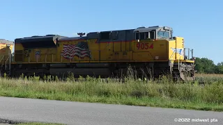 UP 9054 leads NS 659 from NIPSCO in DeMotte, IN (08/18/22)