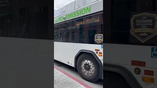 AC Transit #8026 Route Announcement: 52 UC Campus