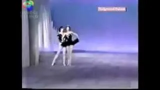 Rudolph Nureyev  e Margot Fonteyn - Cisne Negro do Lago dos cisnes