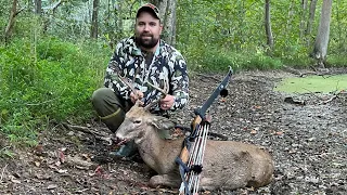 River Bottom Recurve Buck | Traditional Bowhunting