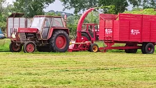 Zetor Crystal under pressure @ silage.